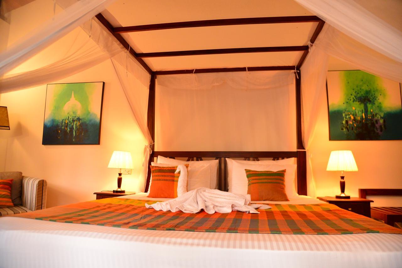 Boutique Villa Shanthi Hikkaduwa Exteriör bild