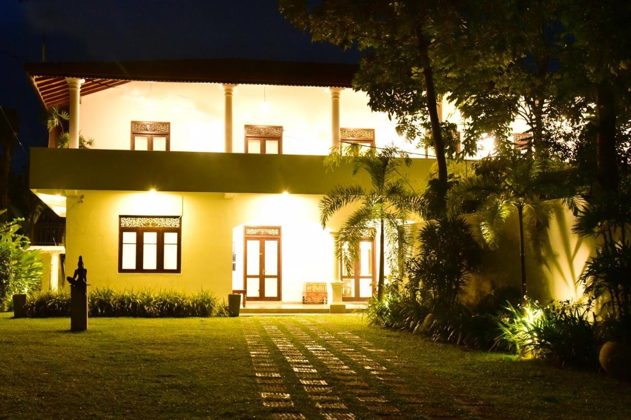 Boutique Villa Shanthi Hikkaduwa Exteriör bild