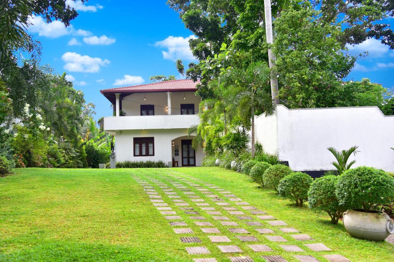 Boutique Villa Shanthi Hikkaduwa Exteriör bild