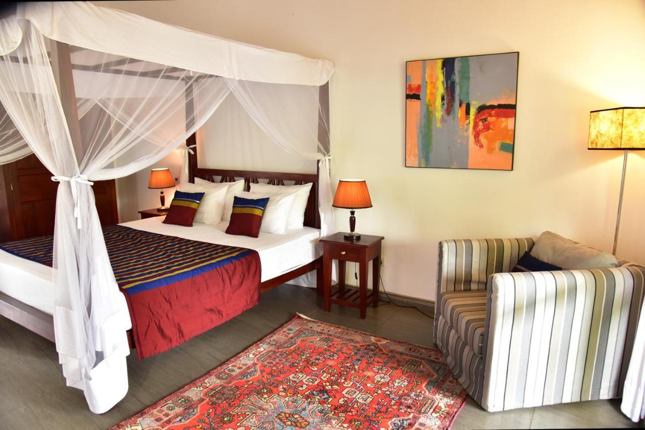 Boutique Villa Shanthi Hikkaduwa Exteriör bild